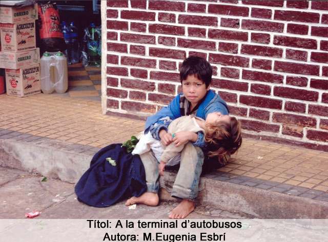 A la terminal d’autobusos