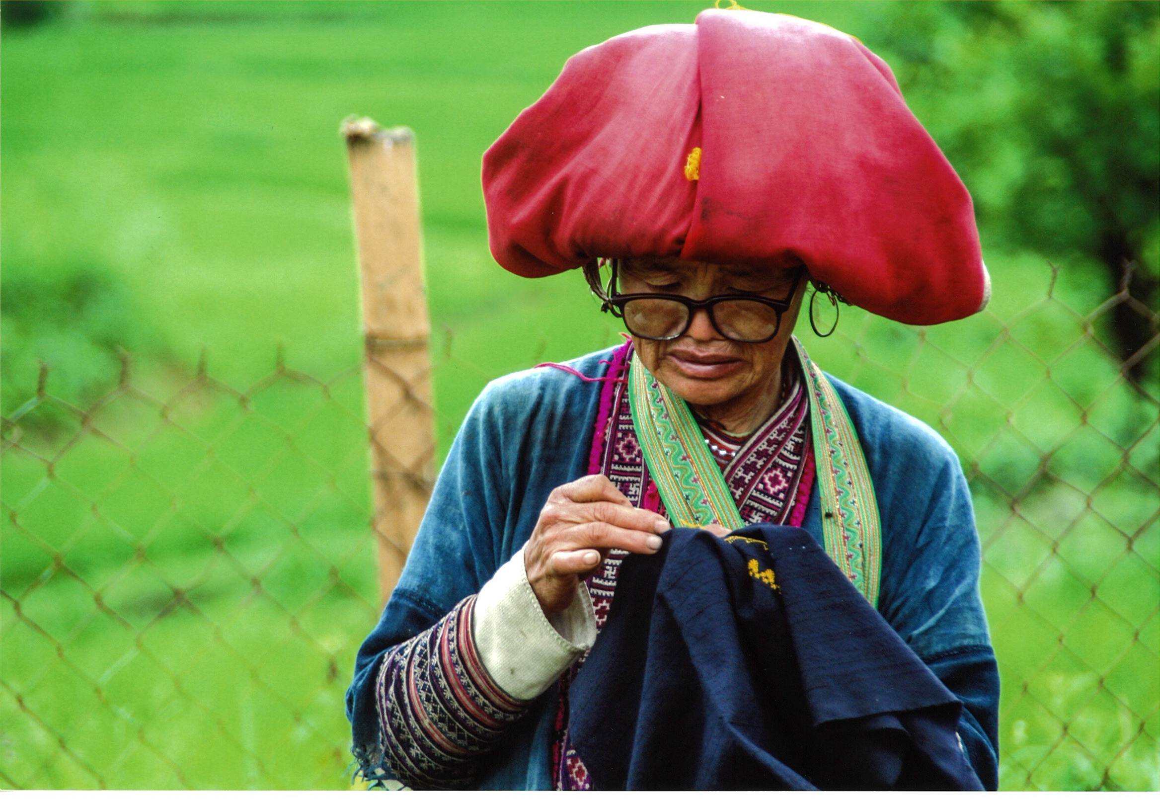 RealitatMenció_Costures de la ètnia Dao-Dao.JPG