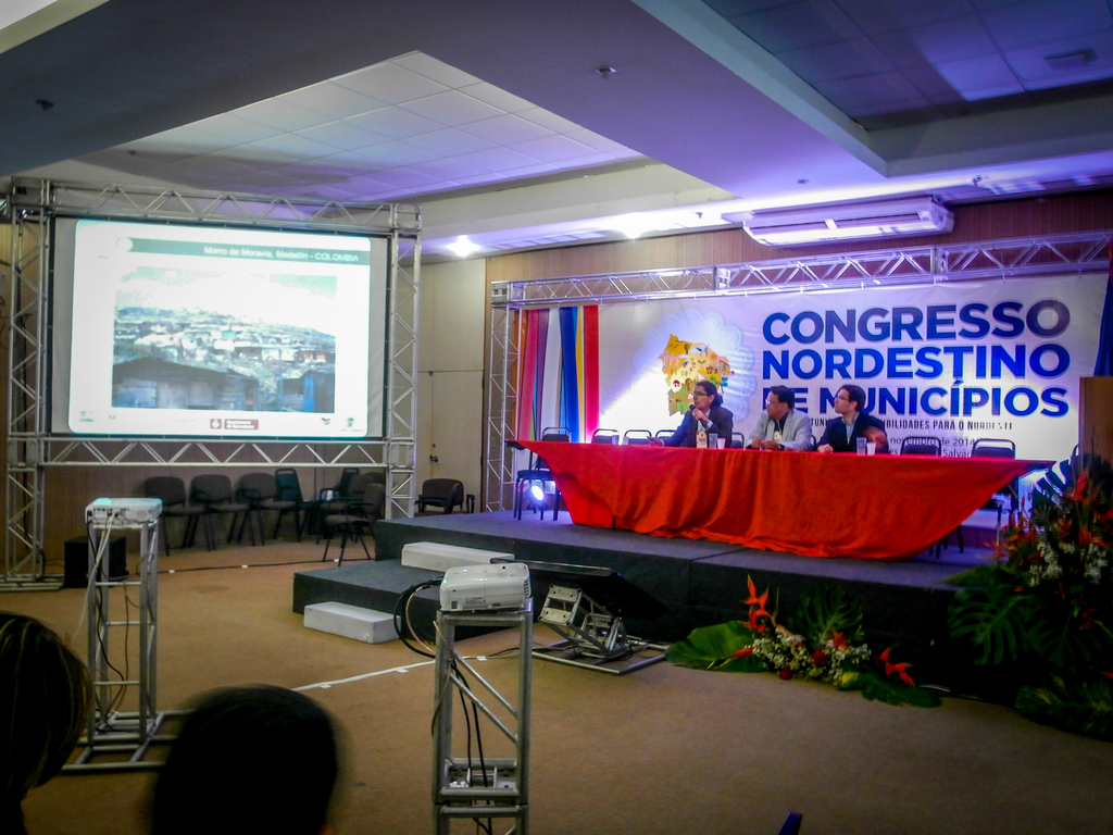021 O congresso P1 U015-2014.jpg