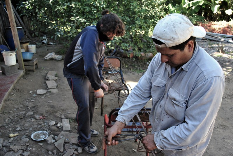 030 P1 Forjant enllaços.jpg