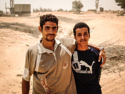 P016 Trabajadores del desierto