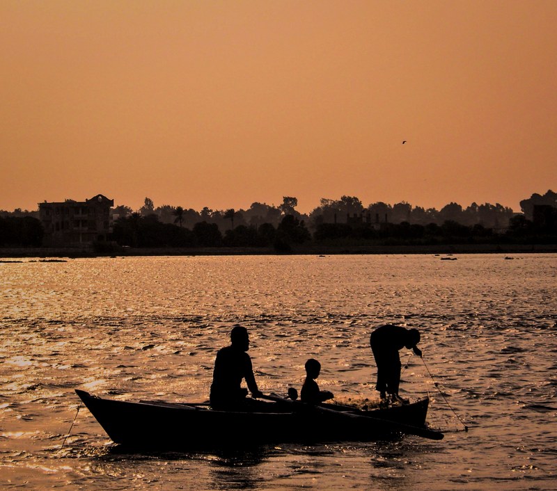 R022 Generaciones en el lago Timsah