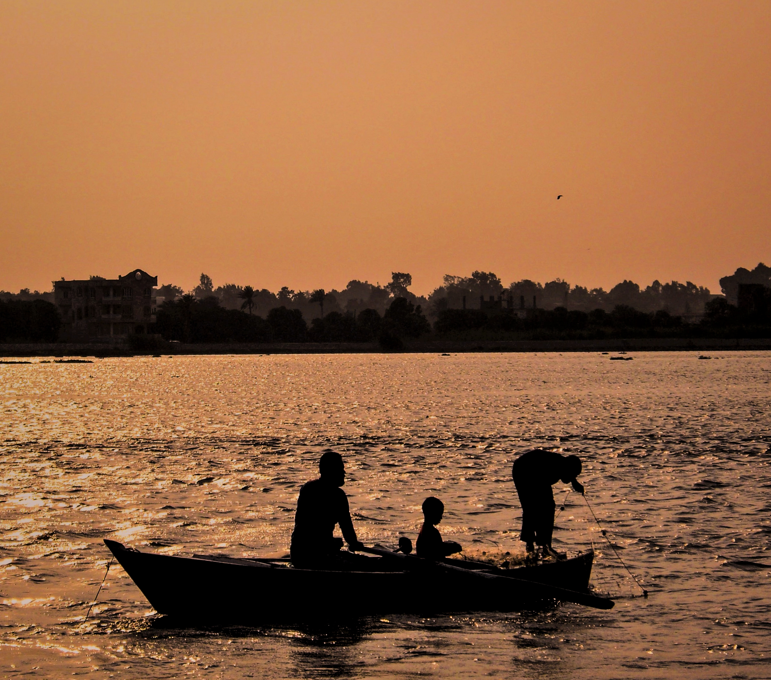 R022 Generaciones en el lago Timsah