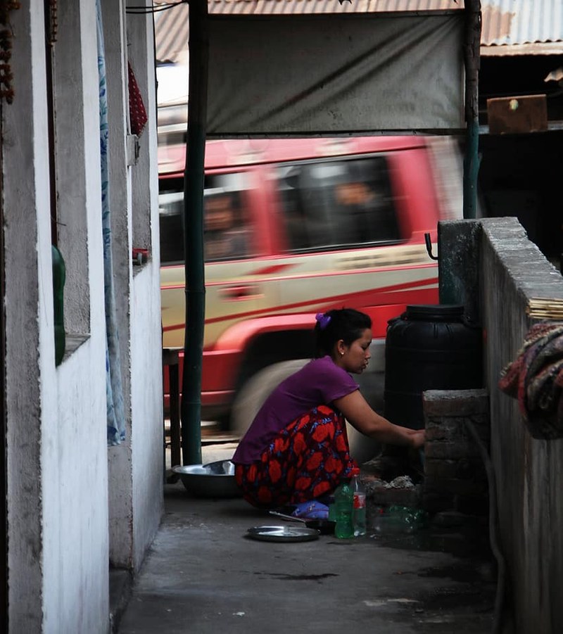 R046 Rentant els plats