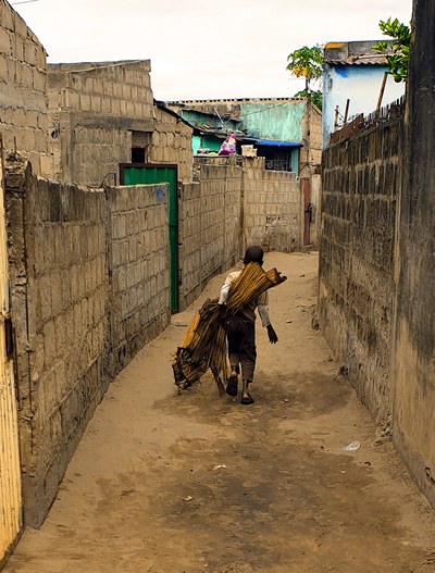 R056 Barri George Dimitro, Maputo