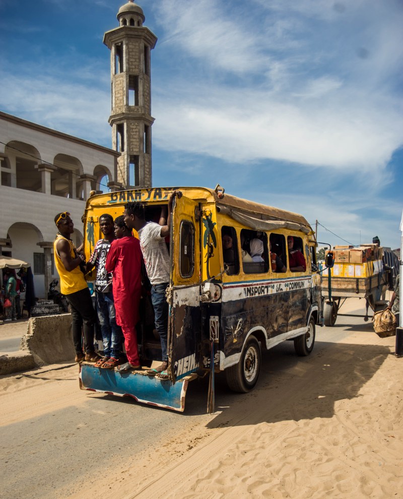 R063 Propera parada, Dakar