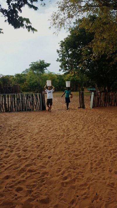 025R Vine a per aigua. Héctor Escudero