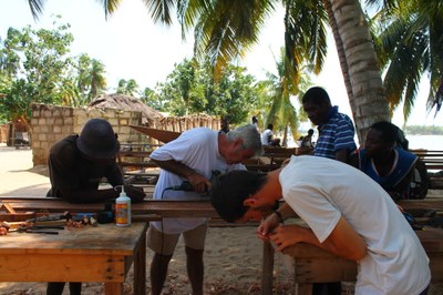 238 Ombres de treball. Miquel Pou Almazora