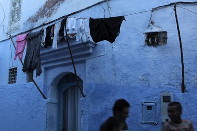 141R Estendre la roba al carrer. Lidia Serrano Martínez