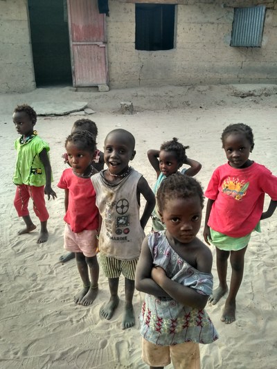 215R I aquí estic jo. Maria Giménez Grau