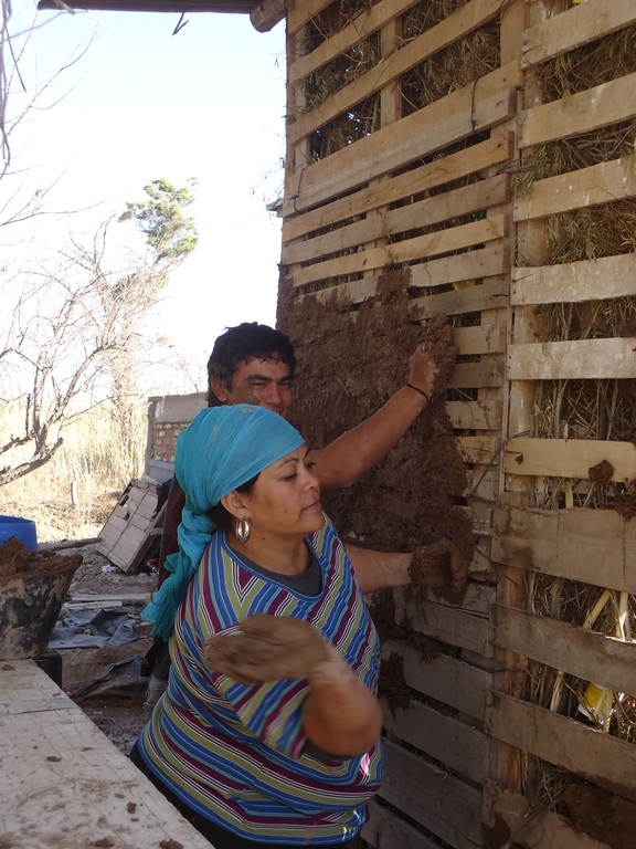 063 P3 “Manos de barro – Unión de Trabajadores Rurales Sin Tierra”.JPG