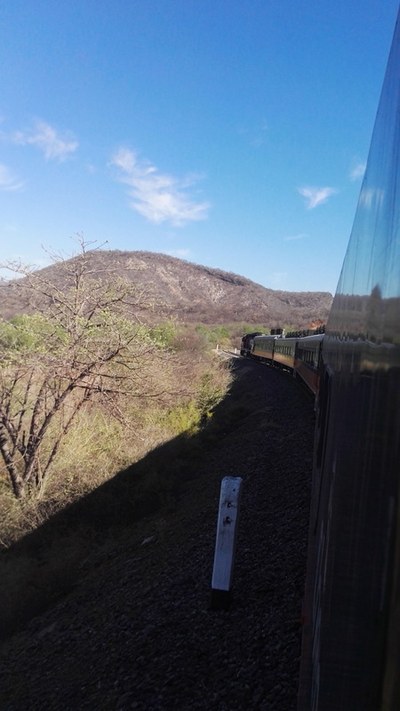 110-P Ferrocarril Chihuahua-Pacifico CH-P Recorrido por la Sierra Tarahumara. Miguel A. Orduño