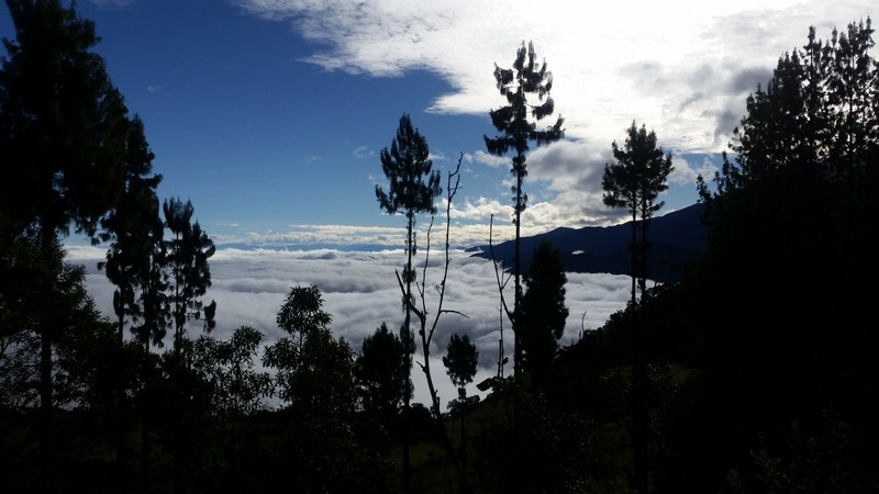 015R Traspasar las nubes. Elena Blanco