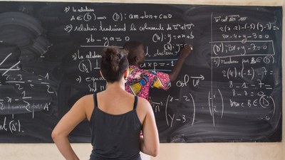 Inauguració de l'Exposició fotogràfica del projecte Stem-up! de cooperació al Senegal