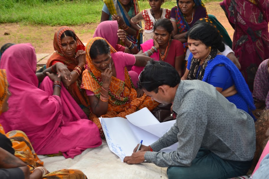 india taller con mujeres